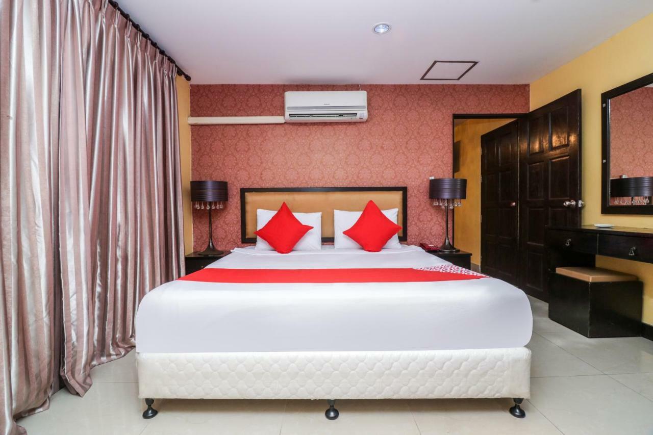 Oyo 131 Griebs Inn Pattaya Εξωτερικό φωτογραφία