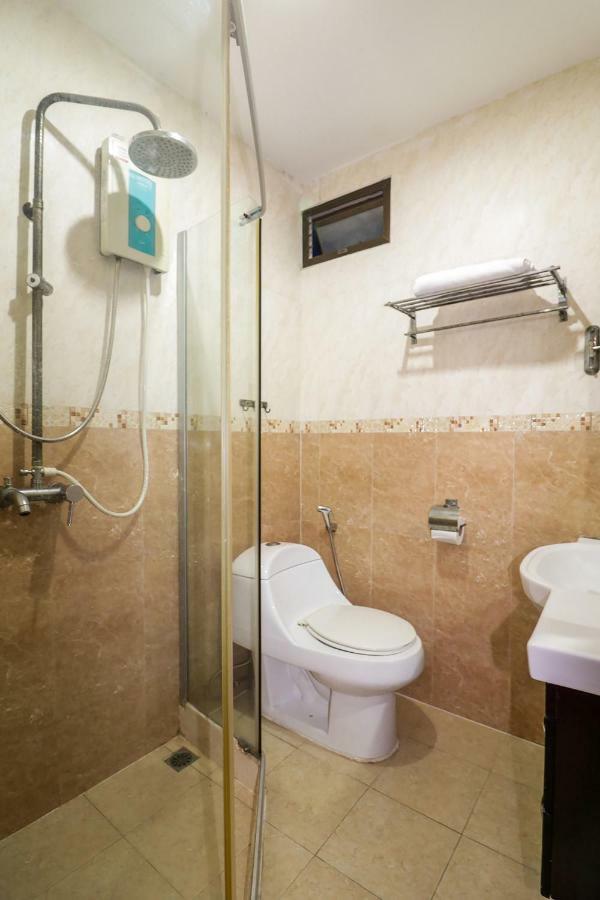 Oyo 131 Griebs Inn Pattaya Εξωτερικό φωτογραφία