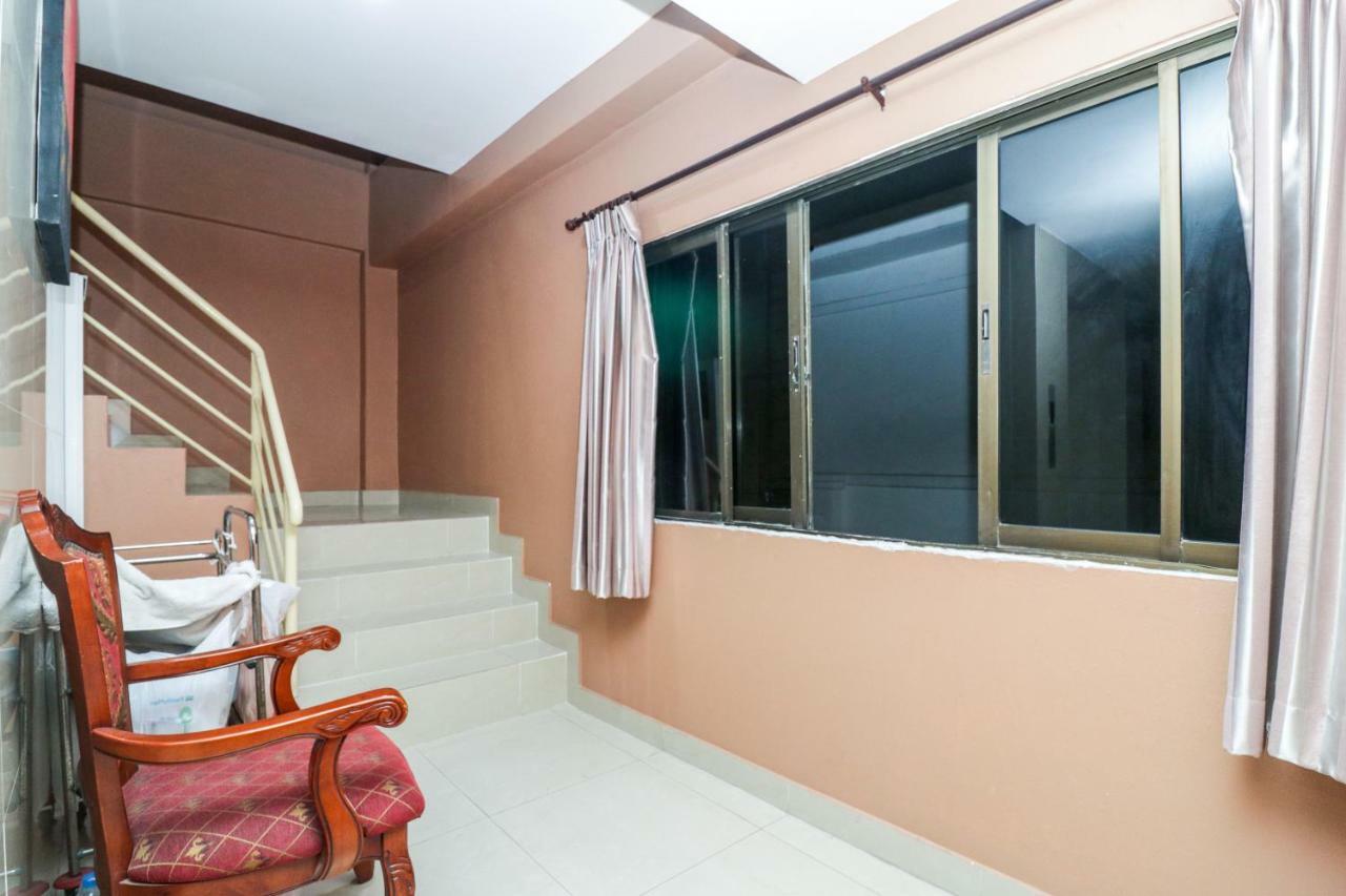 Oyo 131 Griebs Inn Pattaya Εξωτερικό φωτογραφία