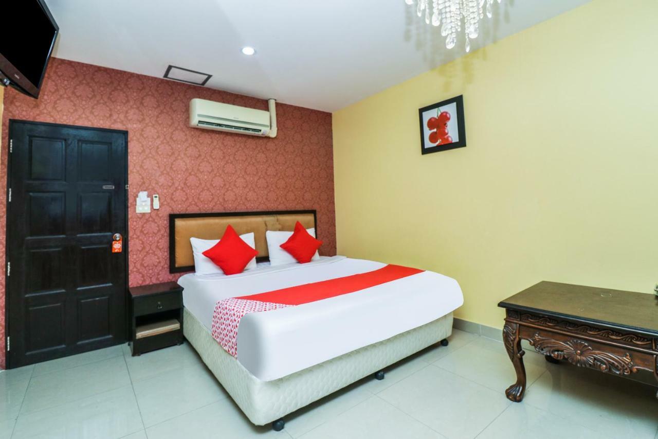 Oyo 131 Griebs Inn Pattaya Εξωτερικό φωτογραφία